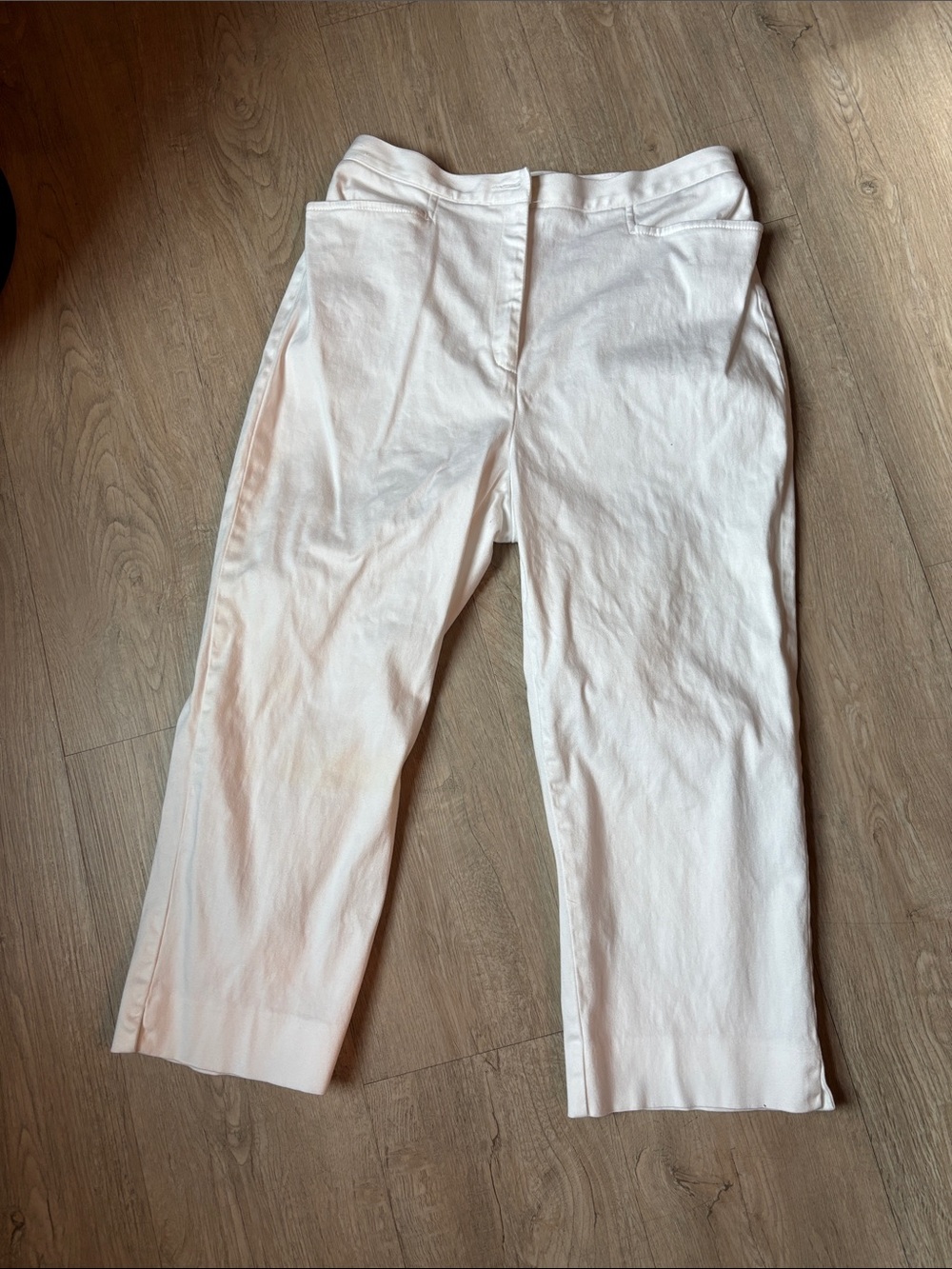 Women's white Capris - Casual Straight Crop Pants